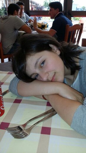 I love 1D and i love Taylor Lautner,Kristen Stewart and Robert Pattinson. I love The Twilight Saga