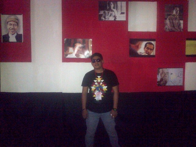 Mukhlaschandra's profile picture. Aurha, C & avikha, C