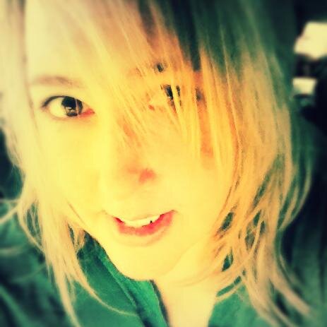 desXdesign's profile picture. Artist. Freelance writer and editor.