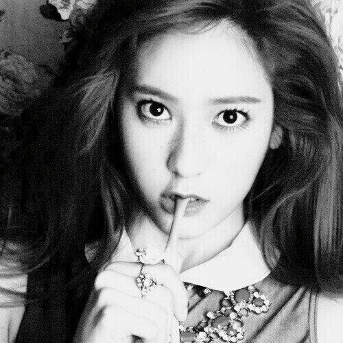 roleplayer of jung soo jung / krystal fx || 1994 line ||let's be friend