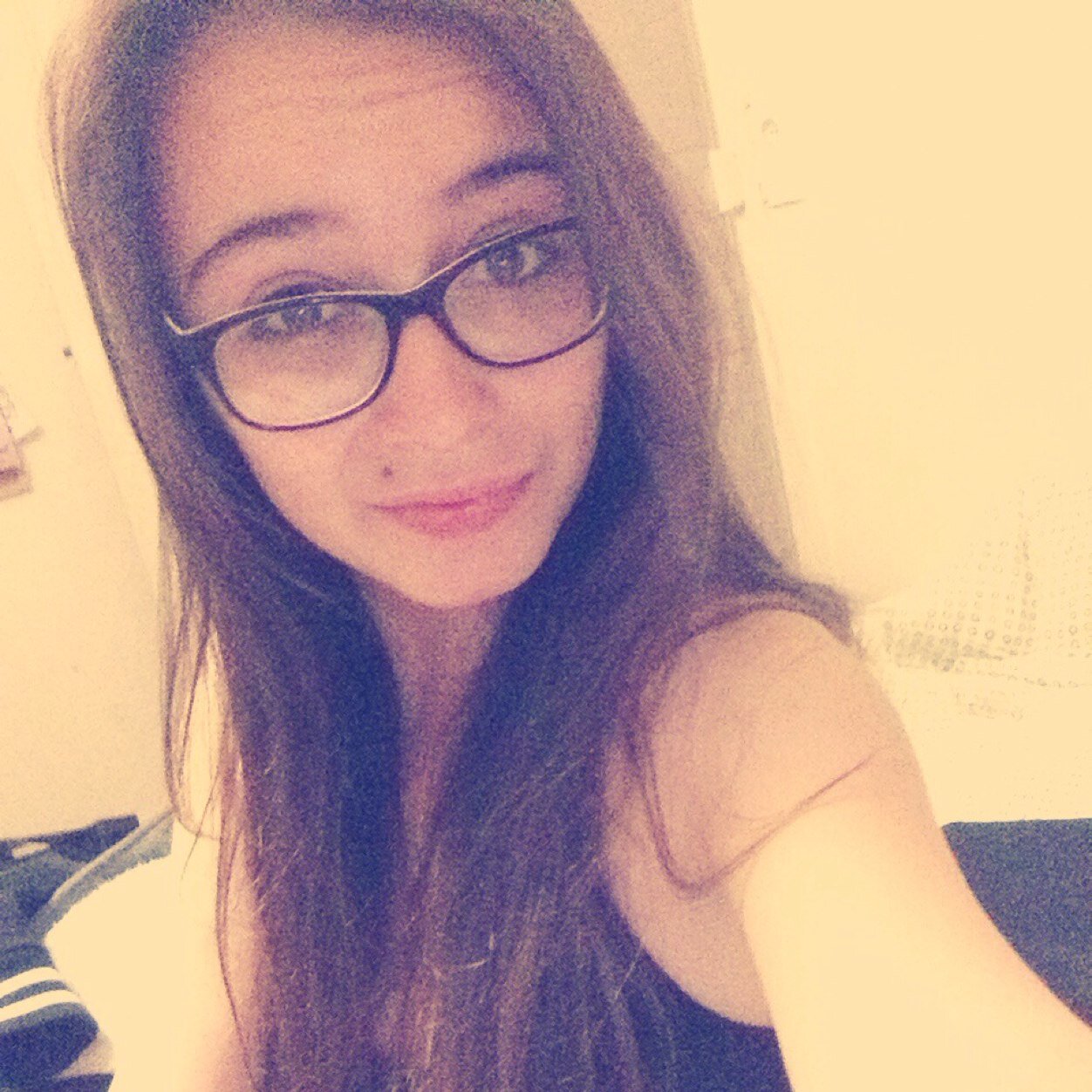#Directioner #Belieber #Navy #Brat #Hooligans *o* Follow Me je Follow Back ;)