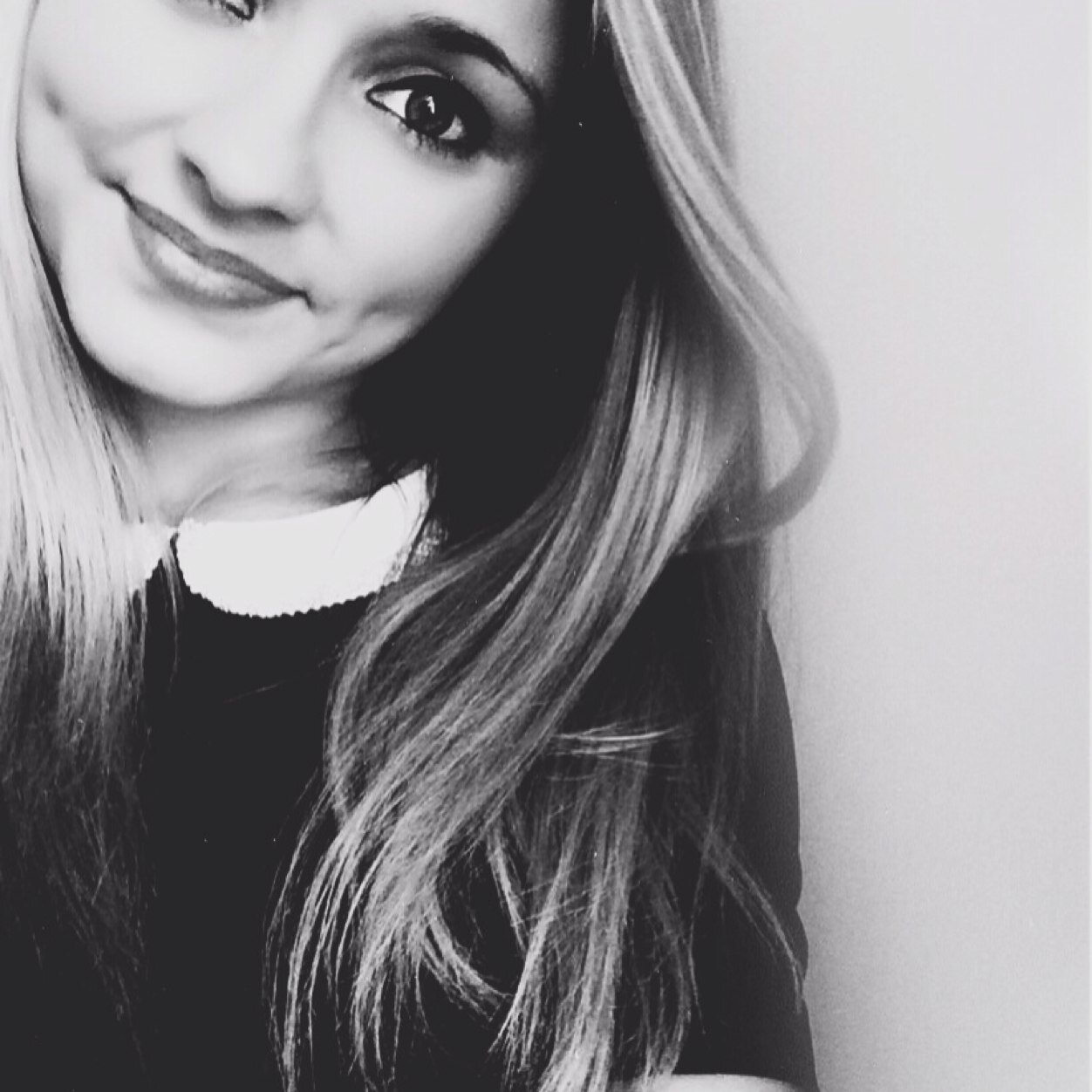 Instagram : julie_frnr