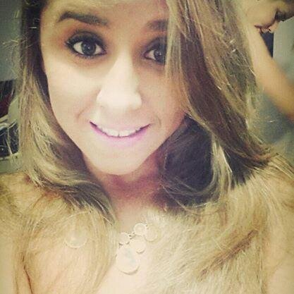 Brasileira , 17 Anos , Solteira :)
Facebook: https://t.co/v8R4e6iXBD
Whats : 13-9-8184-9515