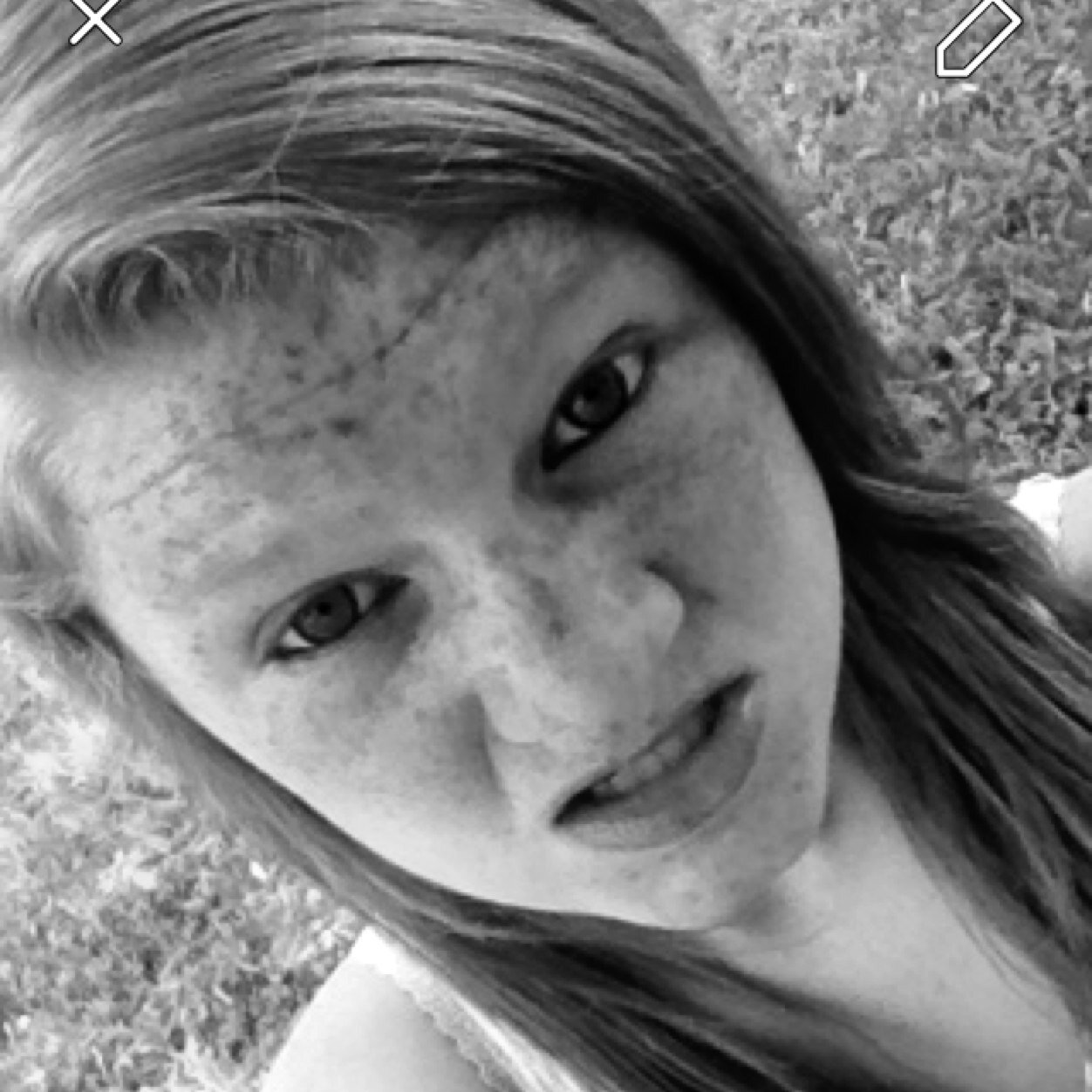 Insta: brittanyschrader7,snapchat: britt_luvscats, kik: brittany.loves_you, skype: brittany.loves_you,
I follow back