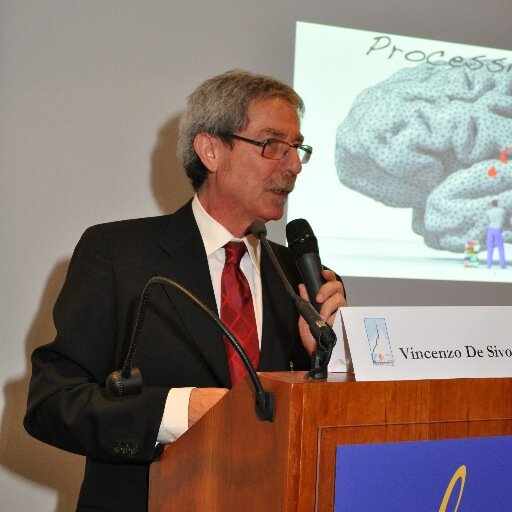 Medico Chirurgo Odontoiatra. Grande passione per la Fisica Quantistica, Neuroscienze, Neuroplasticità. Docente in corsi di formazione sul Potere della Mente.