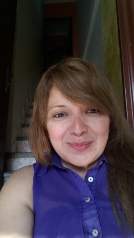 Guayaquilena. Medico, feliz con la vida, y agradecida. De las bendiciones que Dios me ha concedido  !!!
