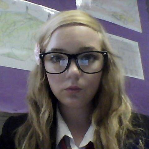 MairaHowen's profile picture. SINGING IS MY LIFE!