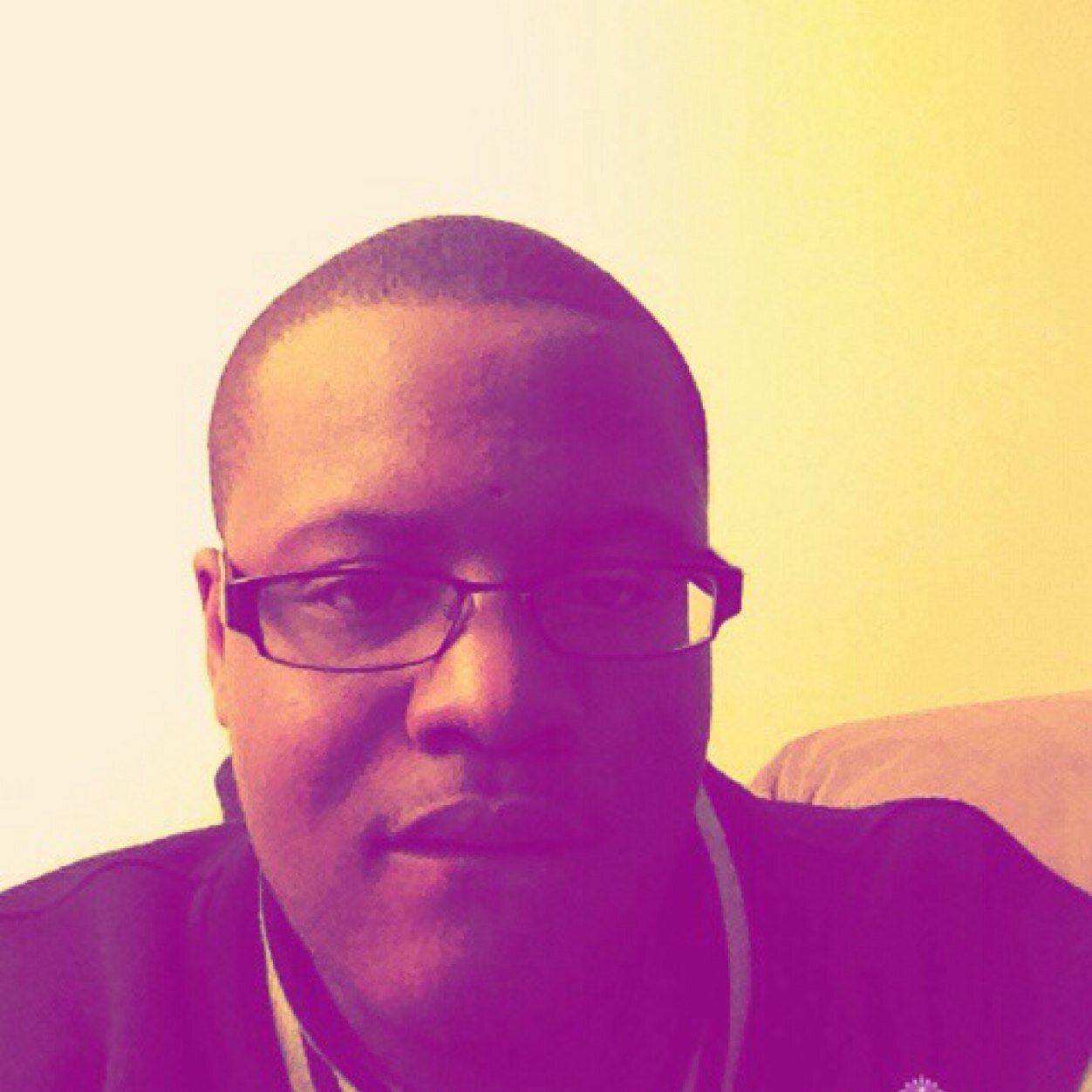 Rapper/Singer I do it cause it makes me happy and I put real spit on my flows. My rhymes are real that have a message to get out that tells stories