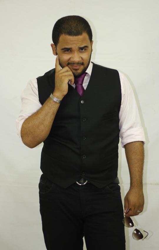 Presidente de Osados Productions, Publicista, FilmMaker...Las Experiencia no se imprivisan pero, las ideas se renuevan y los tiempos cambian.Cont: 829-351-8520