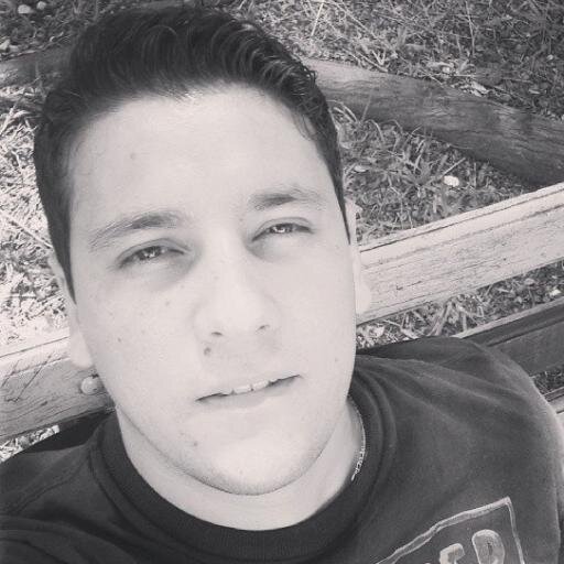 Capitán de mi propio destino...
Aprovechando cada momento de la vida para grandes cosas..!
Instagram @stibentder