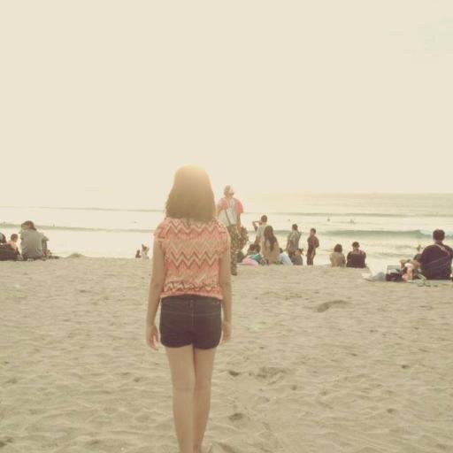 30 September 1998,Dear parents|ALLAH|boyfriend| family| selana gomez || Libra :)