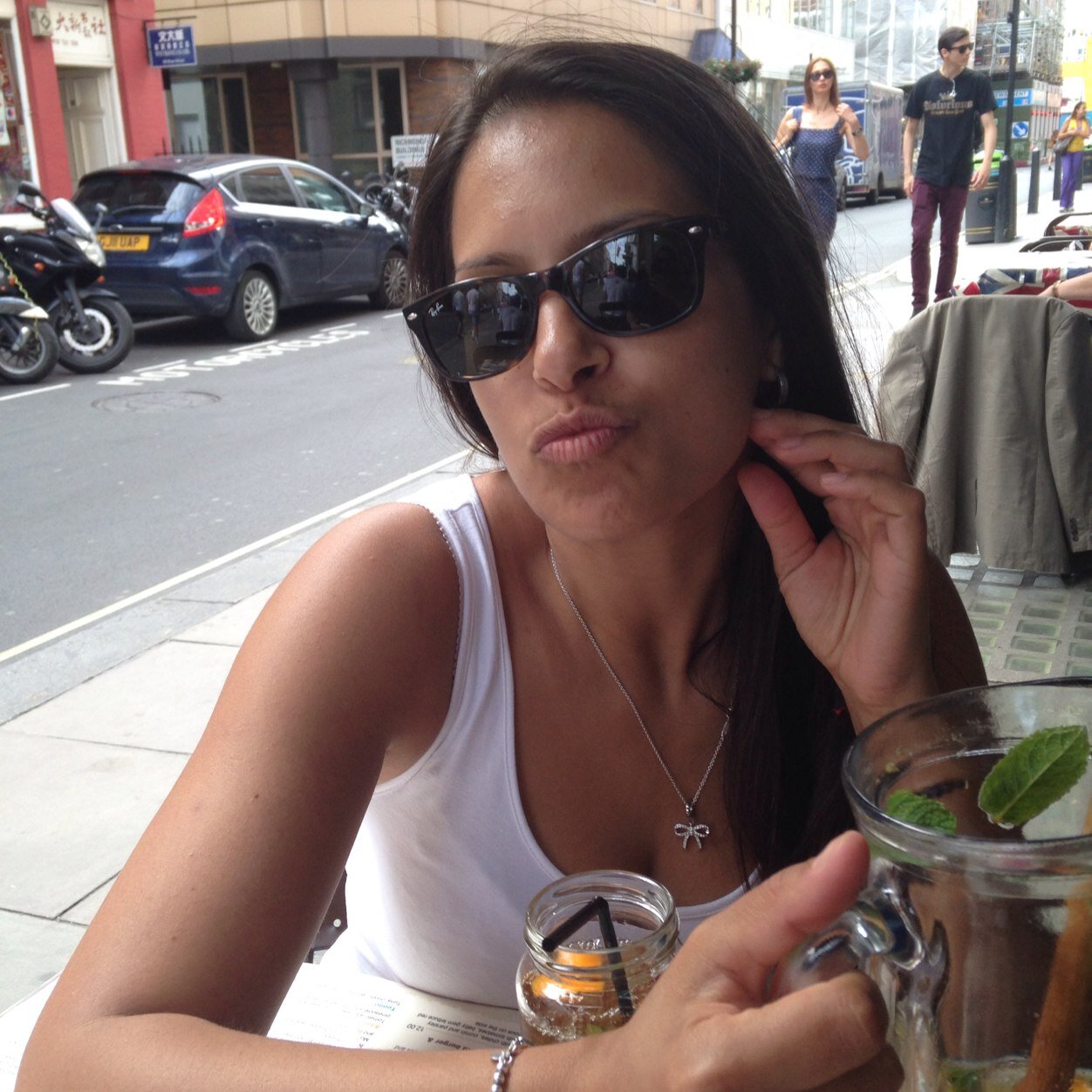 Christinmoreira's profile picture. 