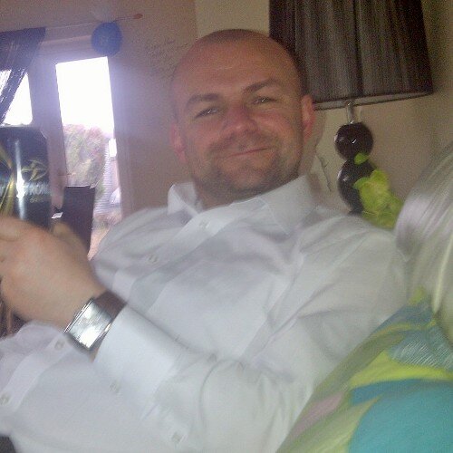 whistonvets's profile picture. 