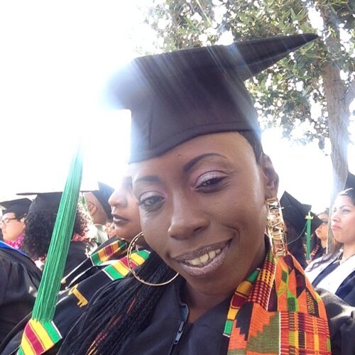 FULL TIME CHEF! Foodie love to make people smile! I'm still not done #CLASSOF2014 living life like its GOLDEN!