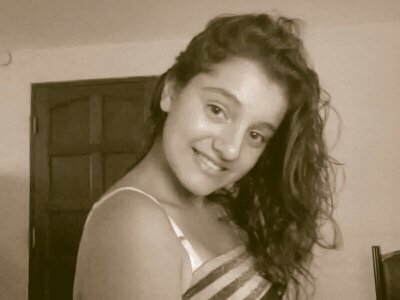 Te amo pendeja gracias x el hso día y x todos los otros! Te amo amoreee!!!! By: Martiin yts!!