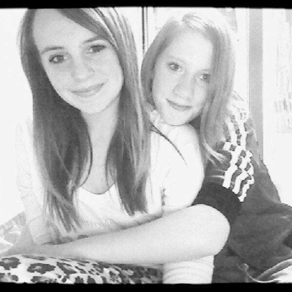 2000                                Cobbenhagenmavo                                     Insta: celinexxkusje