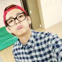Kim Tae Hyung (@btsv__) 's Twitter Profile