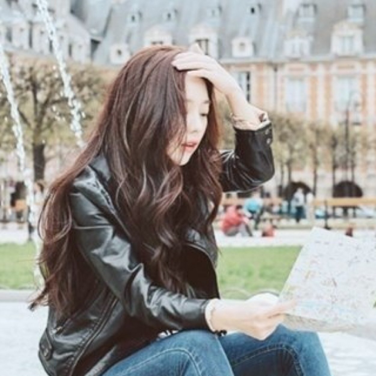 bacon_app's profile picture. Все что показывают по телевизору–вранье.