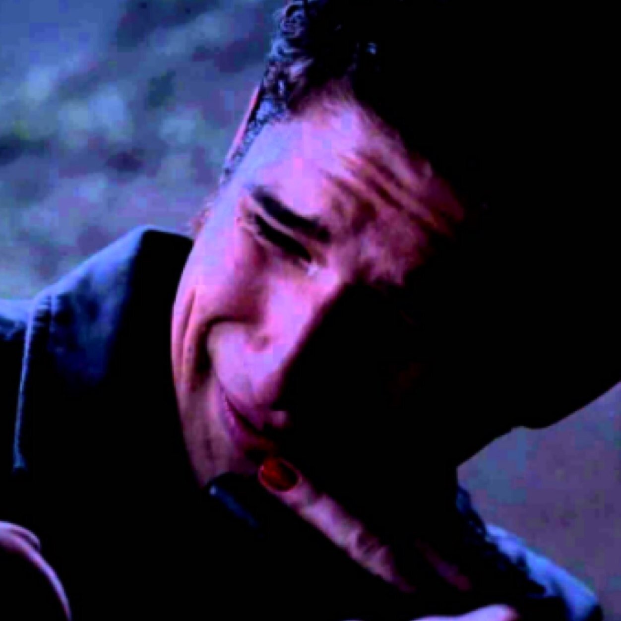 ImProudOfYouu's profile picture. @HALEEnoo