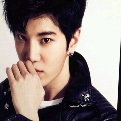 인피니트 성종봇입니다
 I'm NOT reAl Sungjong reAl Sungjong's account (@infiniteyounges)