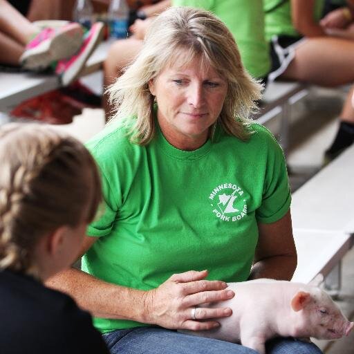 Come discover the buzz! From calf sow births, to feeding calfs, to viewing a milking parlor, there's never a dull moment at the Discovery Barn.