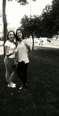 Rubia, guapa y la mejor de todas, asi te define tu mejor amiga @eleenamaartin que vive enamorada de ti | Un veintiuno que será infinito.