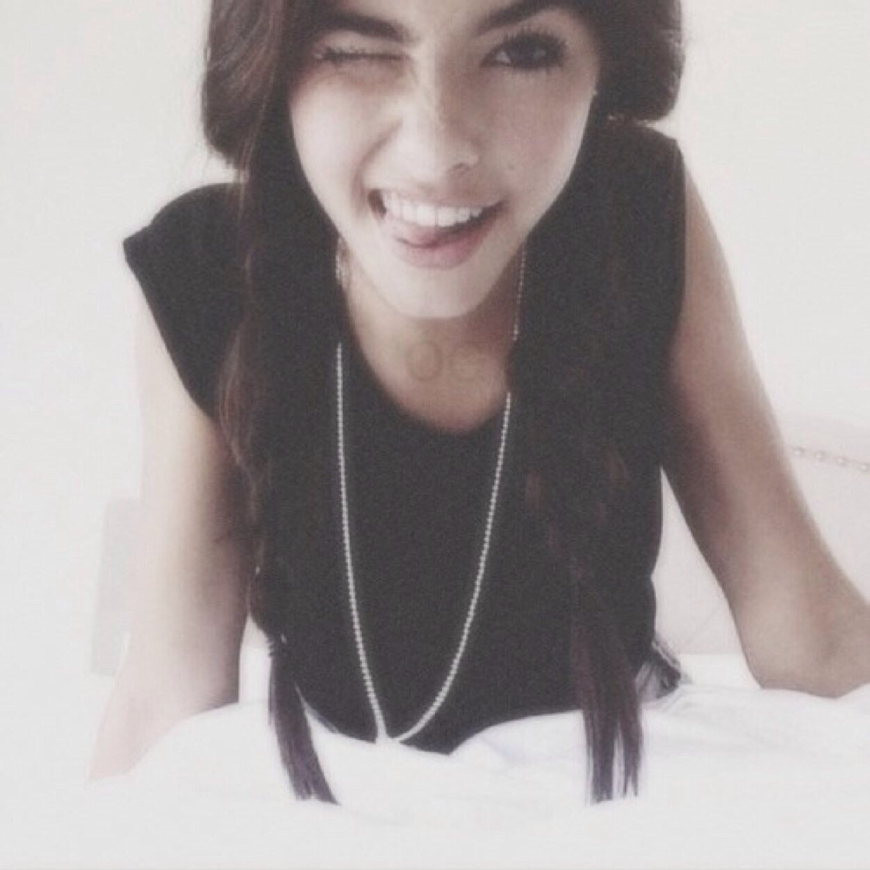 madisoninfinity's profile picture. #Unbreakable on itunes now ♡ madison follows & saw her 4th march