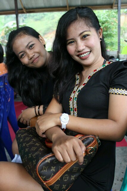 (⌣̯̀⌣́)ҧ
