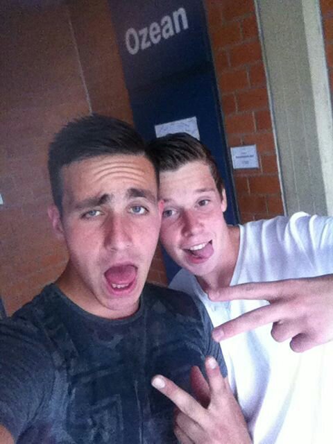 handball player #98 ~ Follow your heart and keep striving for your goal~ love for me broeder @Mitchhh_033 #nohomo #broederliefde