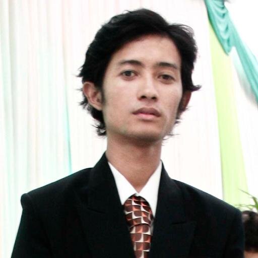 rikizoels's profile picture. photography | Gemar mengarung luas samudra | Menerjang ombak tiada takut | Menempuh badai sudah biasa | Ayah dari Nakhoda Bahtera | YNWA | 100% Indonesia 🇮🇩