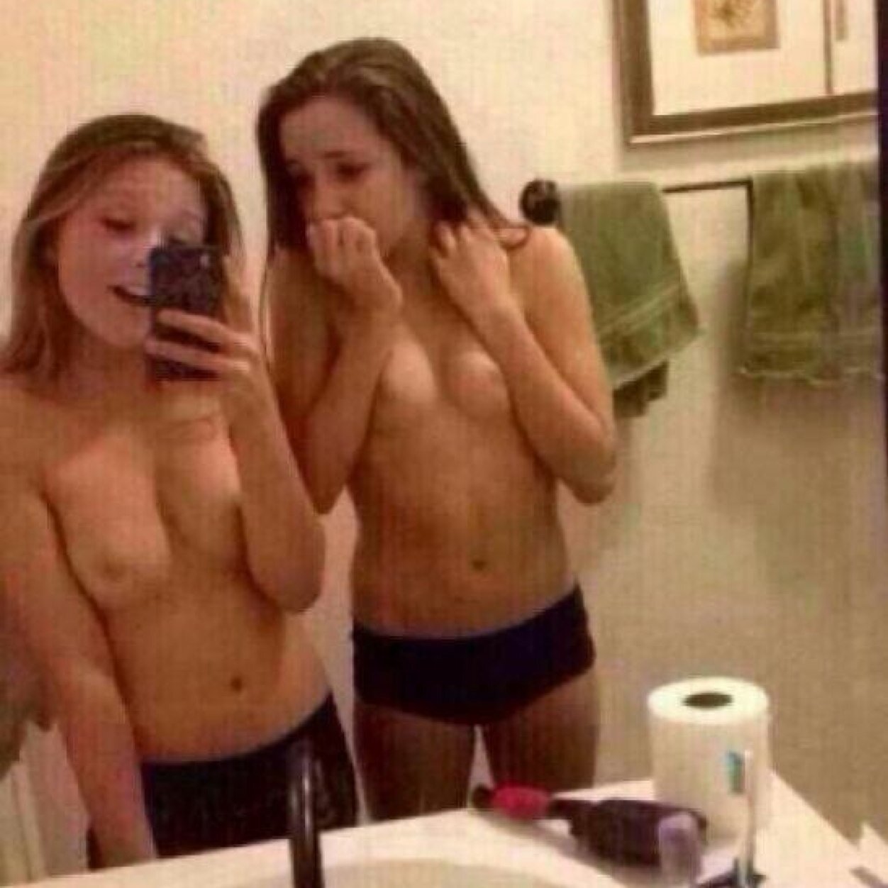 Here to show sexy women, if you would like to be feature send your snapchat to snapsforwomen.