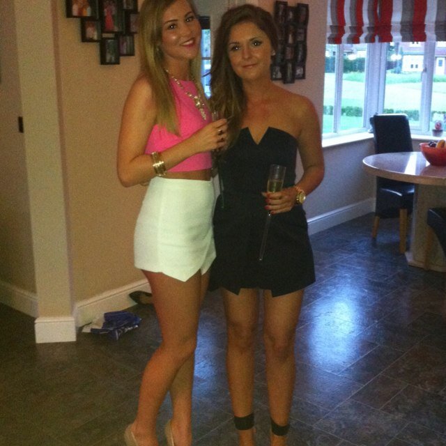 HemsworthSarah's profile picture. 