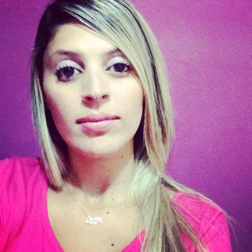 Nossos pensamentos nem sempre são aceitos perfeitos... Mas são parte de nós e mostra quem somos. Eu,por exemplo, sou assim...