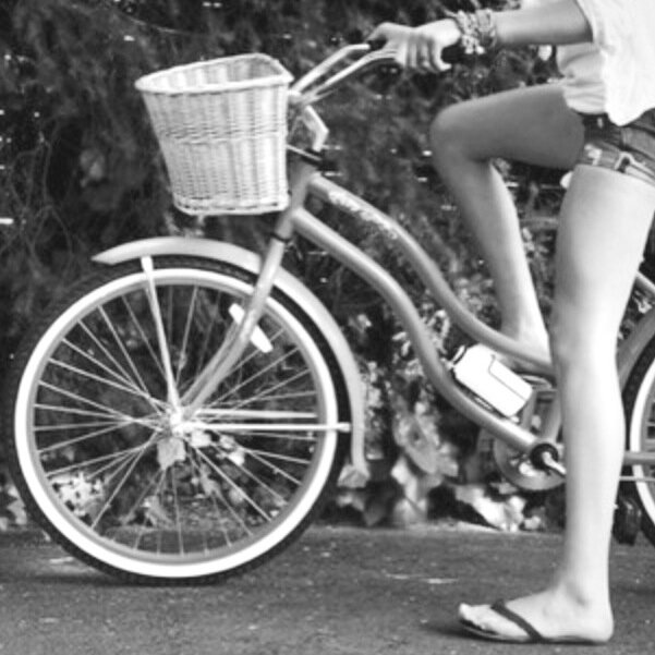 BeachMtn_Girl's profile picture. SOUTHERN... Born to be real, not perfect. Designer,Yogi,Muse,Dork&Smart@ss. I like dogs better than most people. Crave + change! #VOLS #DaBEARS