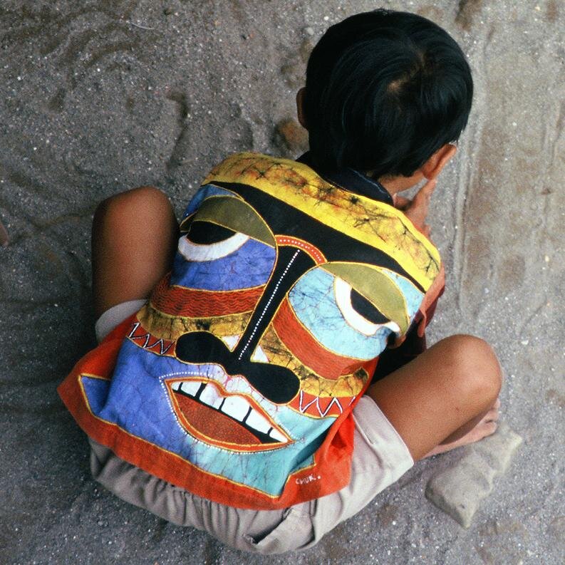 Photographer, Travel writer, Author of Exploring Hong Kong's New Territoties