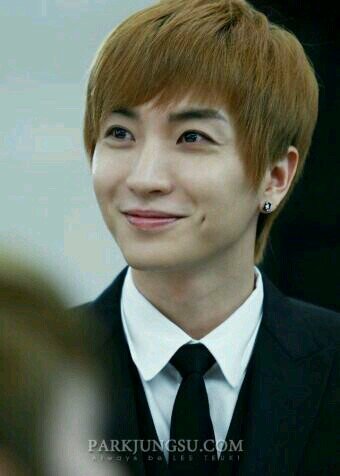 Super Junior's Leader Leeteuk | Duo KePo w/ @DJRP_HeenimSJ | Deactive. Thanks everyone in RPW