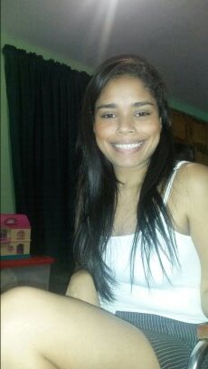 Feliz, loca y enamorada de la vida! con muchos sueños por cumplir, con el apoyo de mi familia... muuy agradecida con Dioss