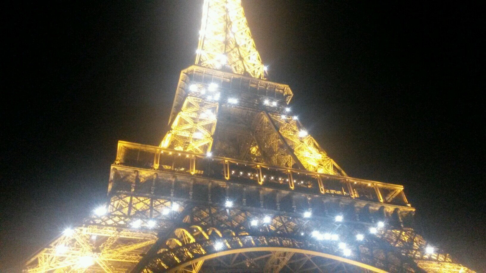 hhbbss1392's profile picture. ‏جامعي ومثقف ولدى شركه تجارية في تحلية المياة في السعودية