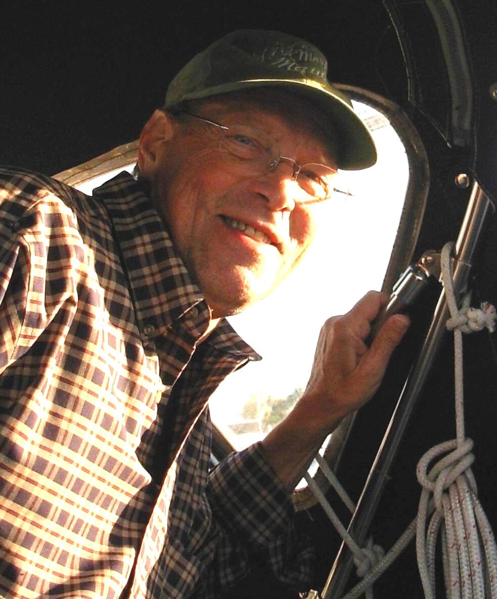 VicWarren4's profile picture. Author of Stairway of the Gods, Saffron, Hong Kong Blues, The Quartz, and The River with more coming. Visit website at http://t.co/KddQ6Xys0K.