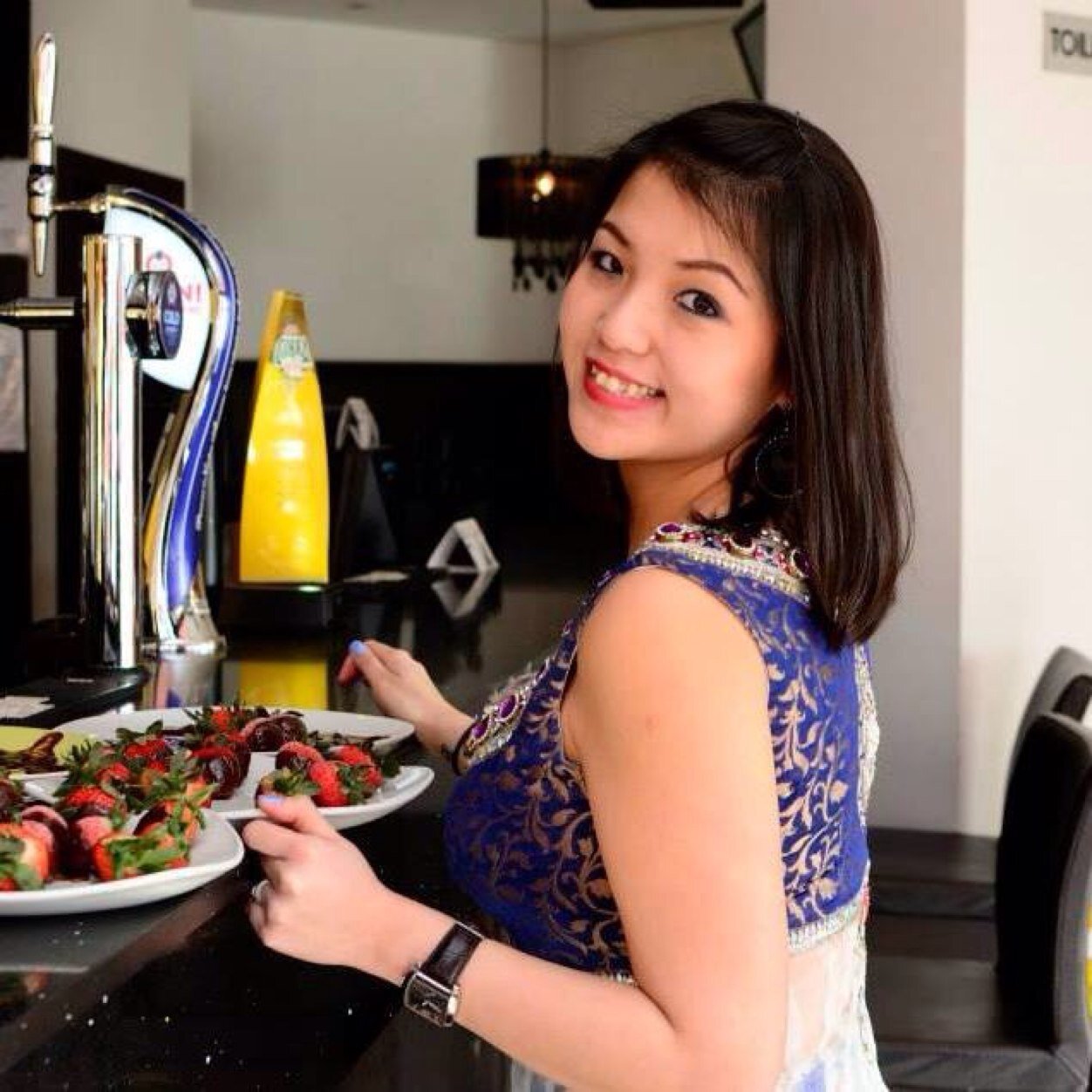 ashlynannalim's profile picture. 