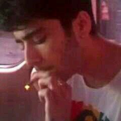 fxckingfandoms's profile picture. si sos fan de selena gomez little mix o austin mahone mejor mORITE