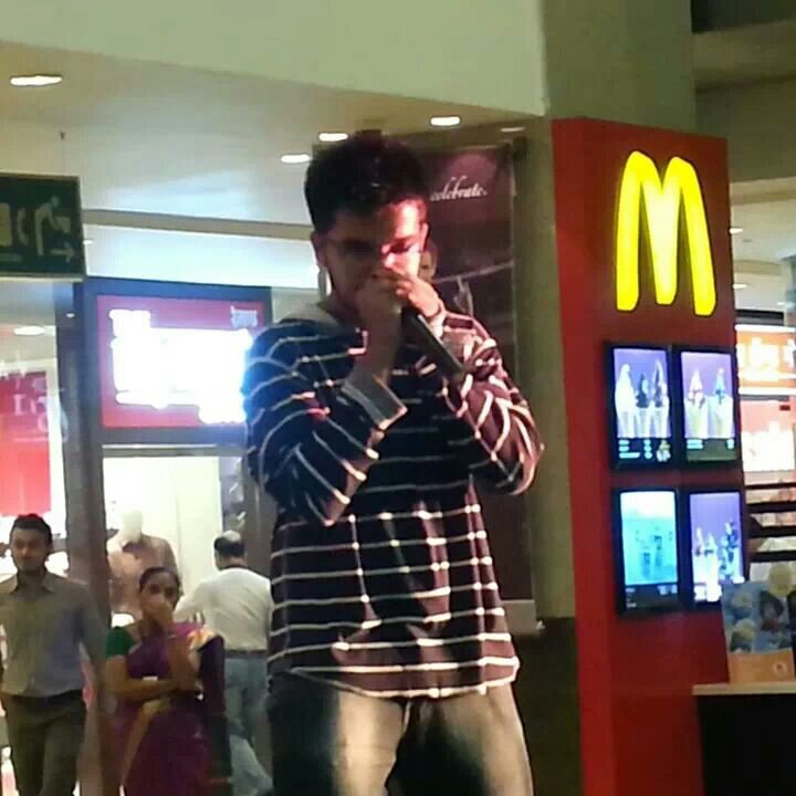 Professional beatboxer