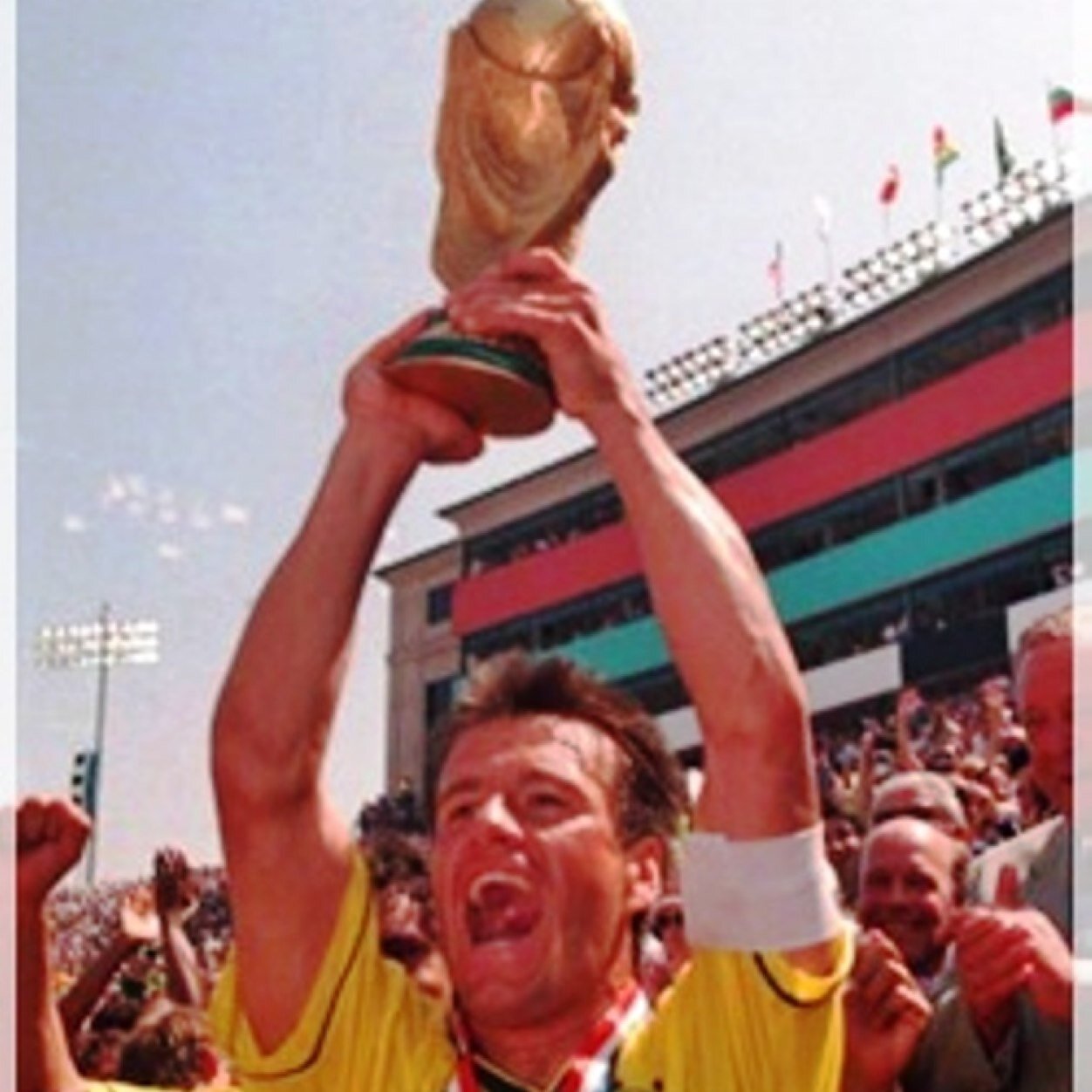 O melhor e o pior dos 90s na pista do Cucko! Próxima edição: É TETRAAAA! Especial Copa de 94 (14/06)