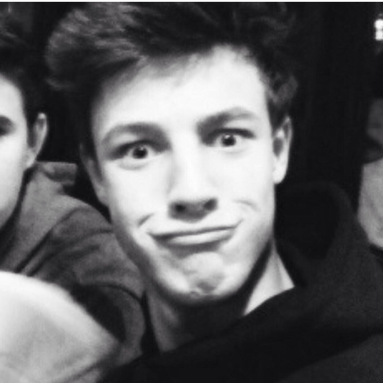 FREE FOLLOW FROM @cameronsbaexx !! FOLLOW HER OR I UNFOLLOW❤️