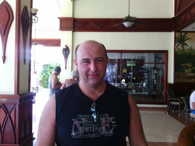 pathomas823's profile picture. 