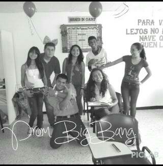 Un espacio para interactuar con los estudiantes de 11 Grado por la sintonia 102.1 
NO TE ABURRAS AHORA EN INTERNET: MARINA ESTEREO BAHIA MALAGA!! :D LA MEJOR!!
