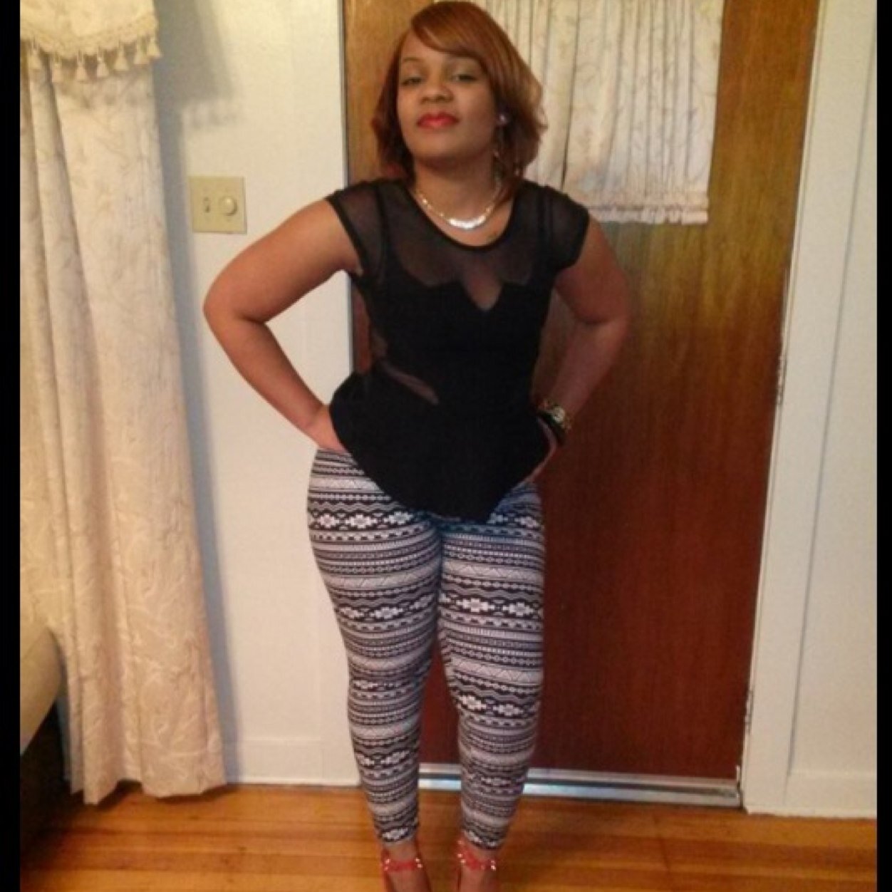 BombShell640's profile picture. Everything that she's not...