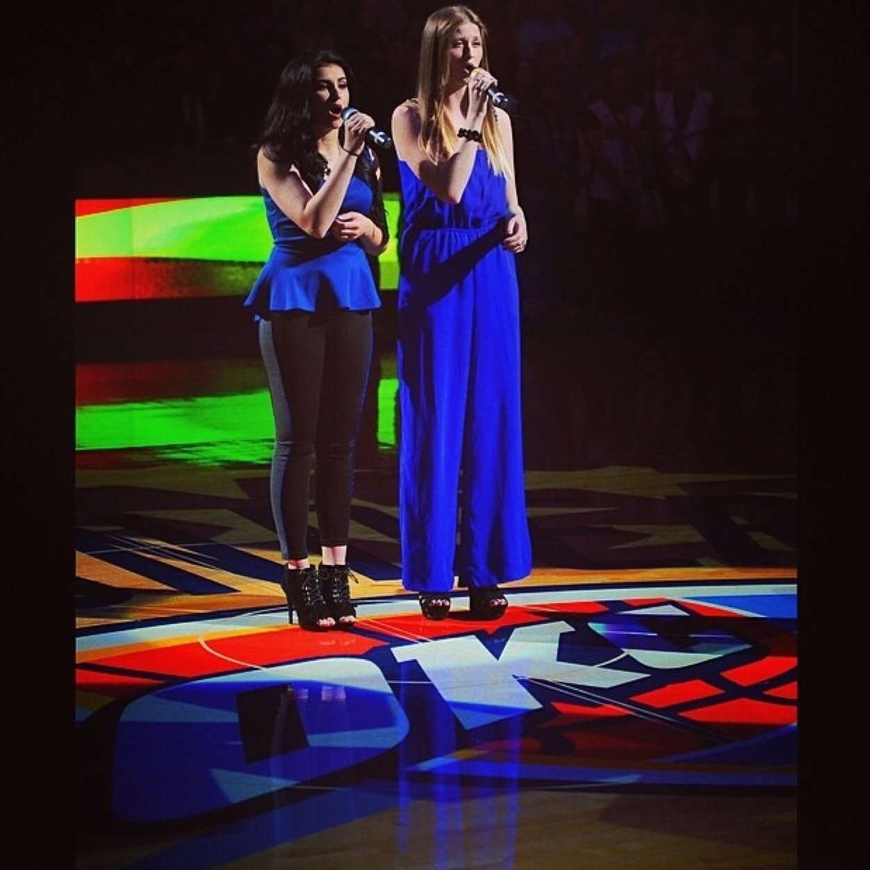 The offical Alaska and Madi fanpage. The two most amazing singers from the voice.