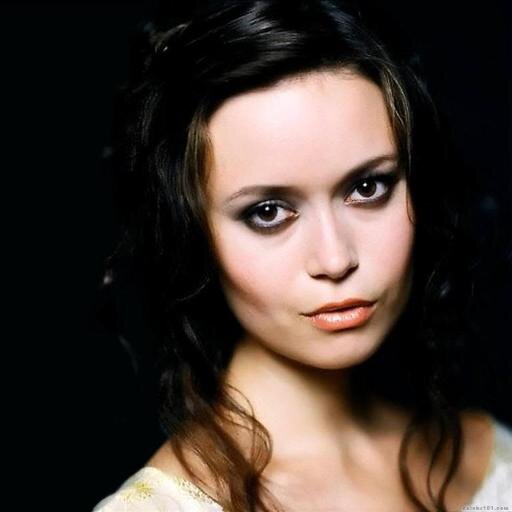 BellaPureBlack's profile picture. Graduated Pureblood Slytherin. I take shit from no one. Engaged to Frank Longbottom.