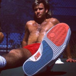 themaindraw's profile picture. Not the tennis podcast you need, but the tennis  podcast you deserve. https://t.co/oXrP4WOd2r